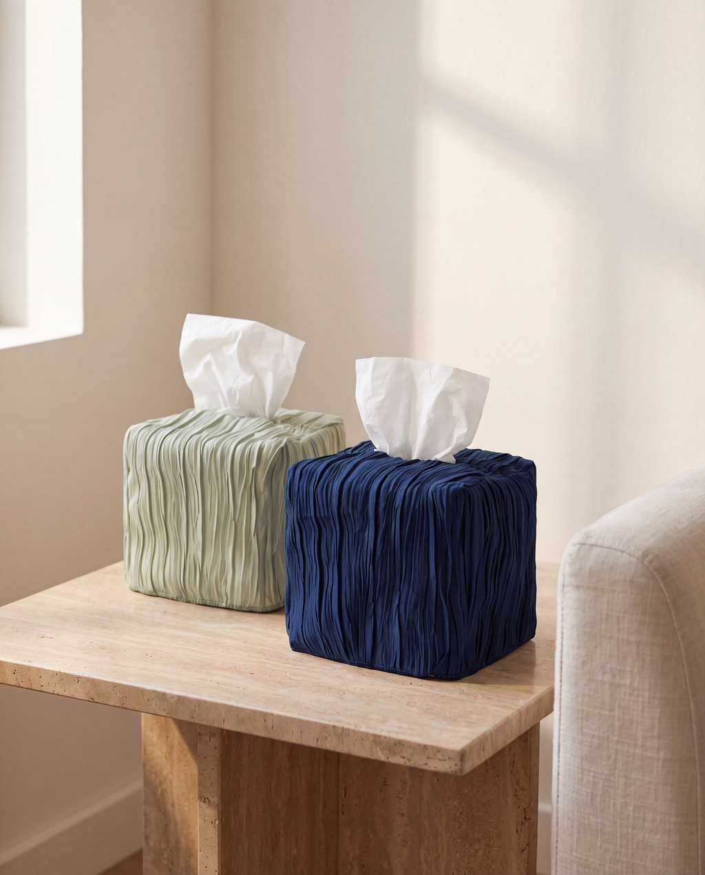 Square pleats tissue case, set of two