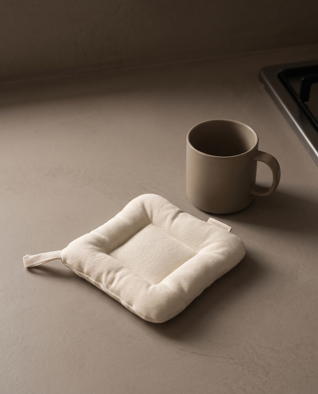 Nua pot stand