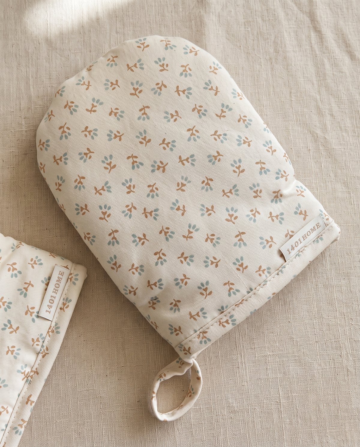 Petits et mamans oven gloves