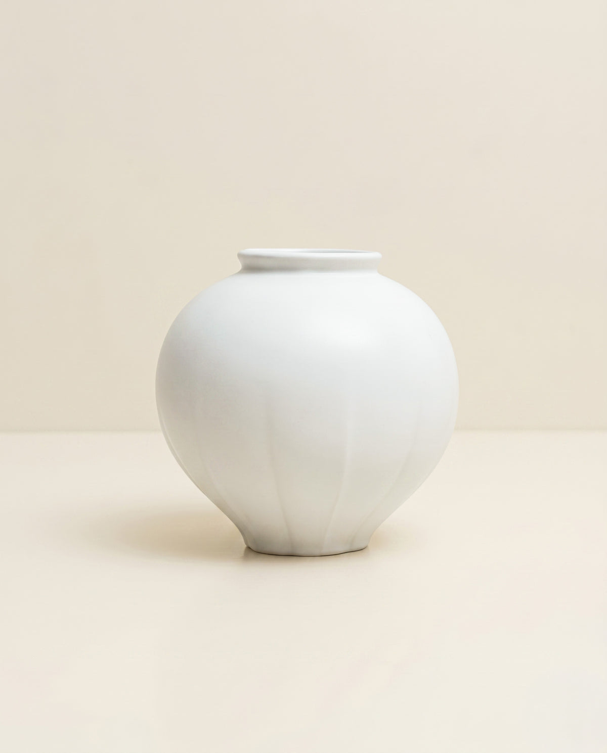 Flower moon jar