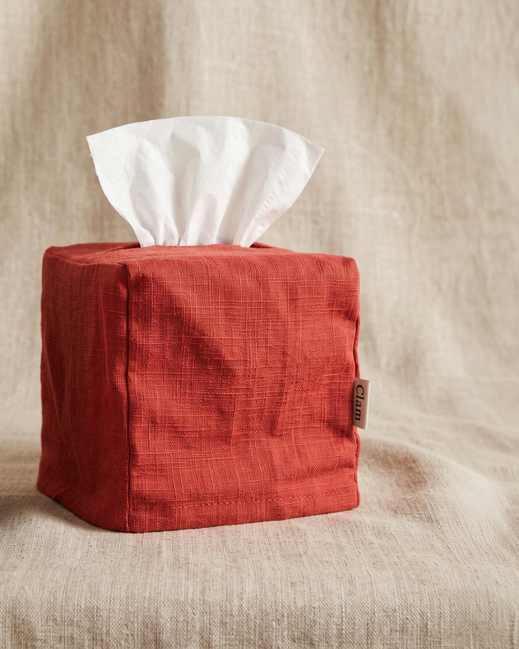 Linen tissue cover