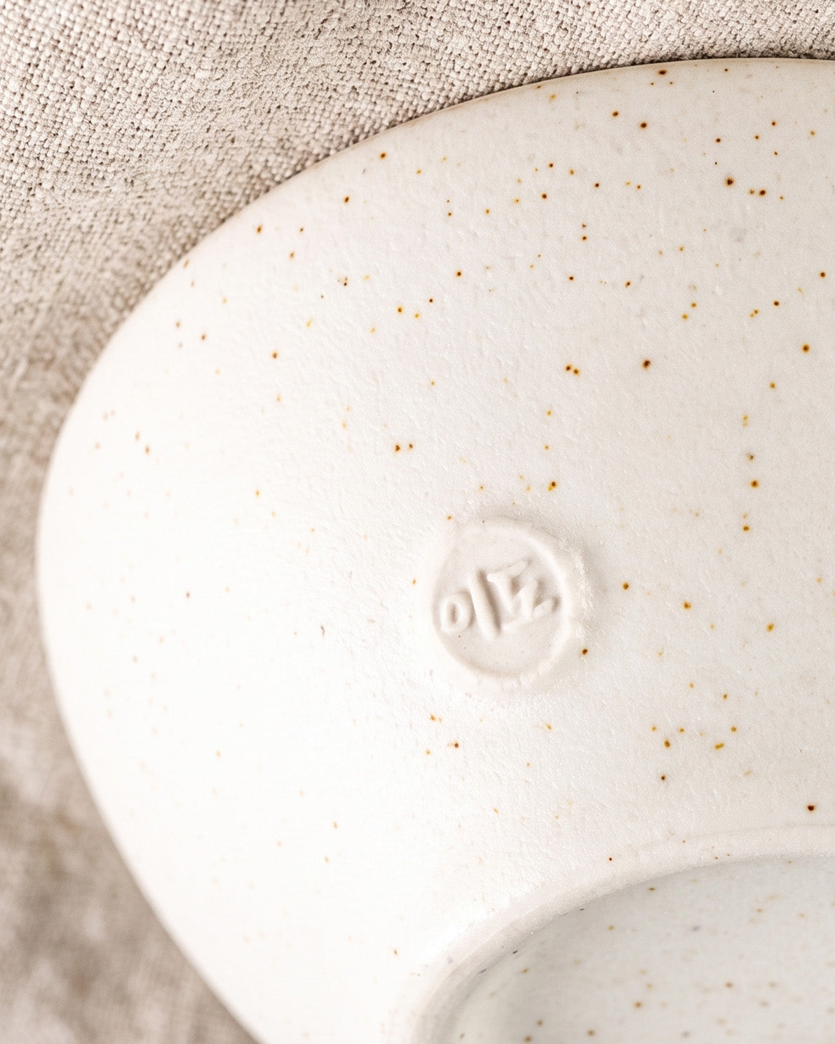 Wave topping bowl