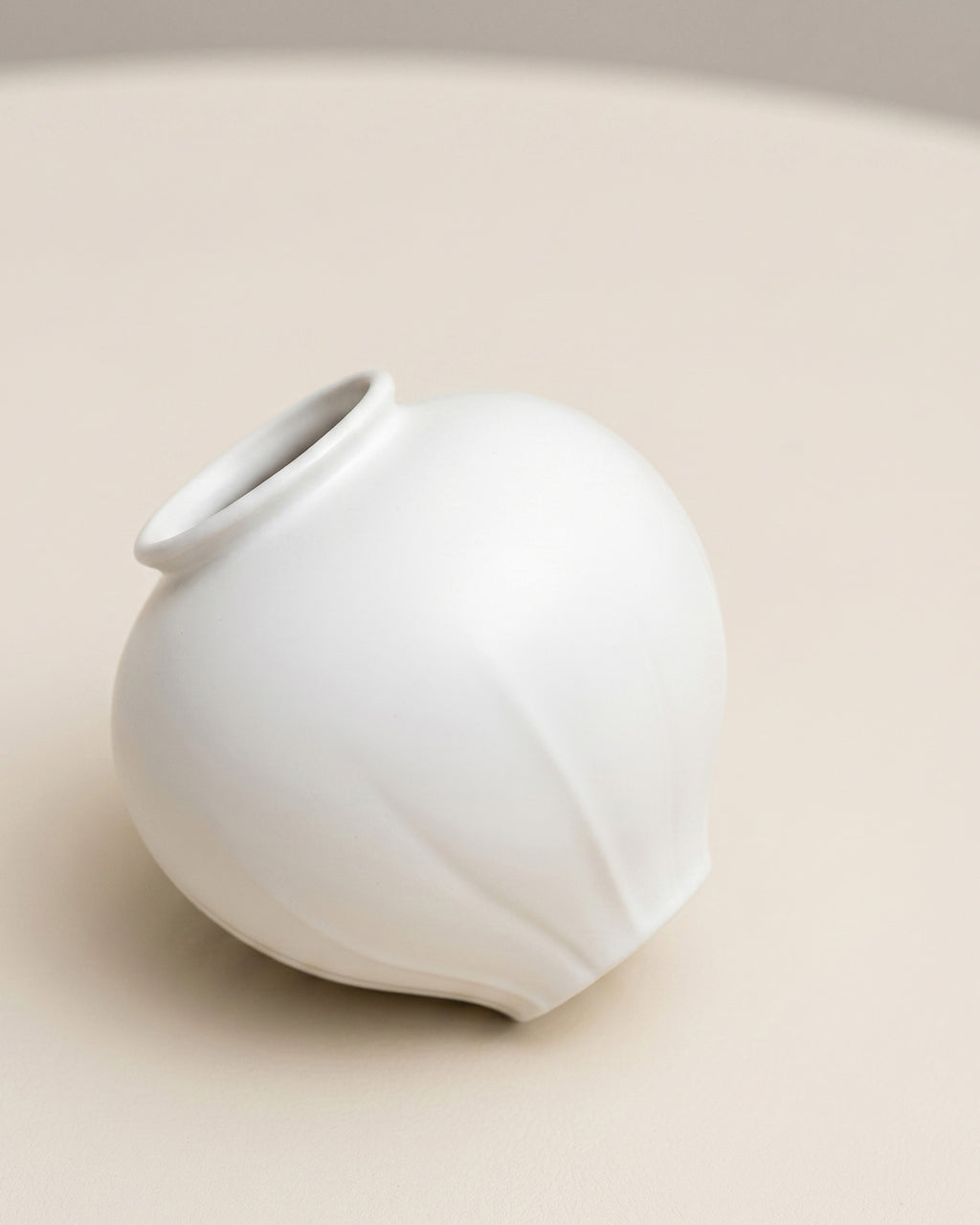 Flower moon jar