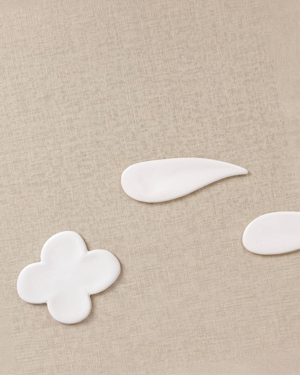 Petal cutlery rest set