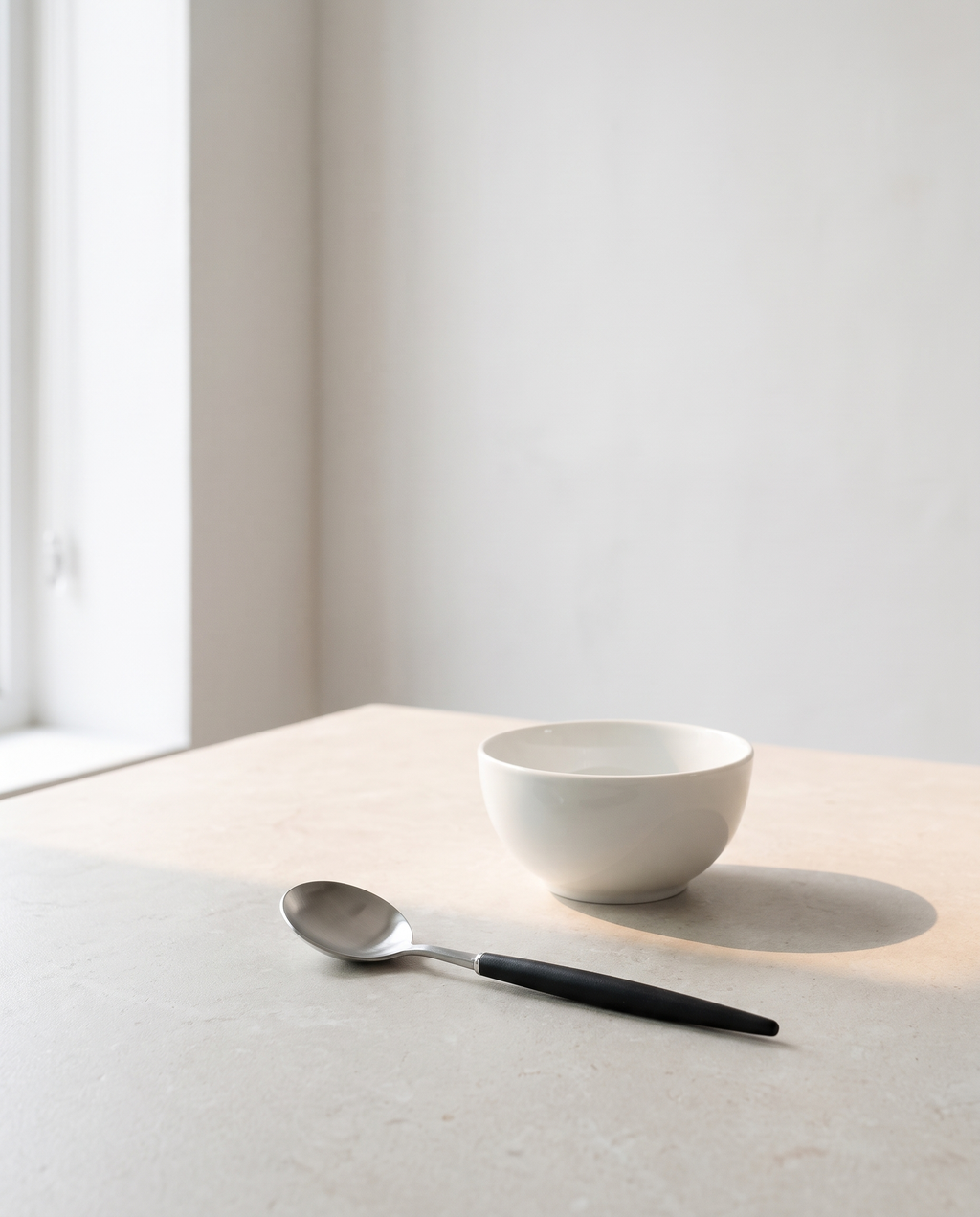 Arc dinner spoon by NR Ceramics, the 21cm spoon beside a standard Korean rice bowl for scale