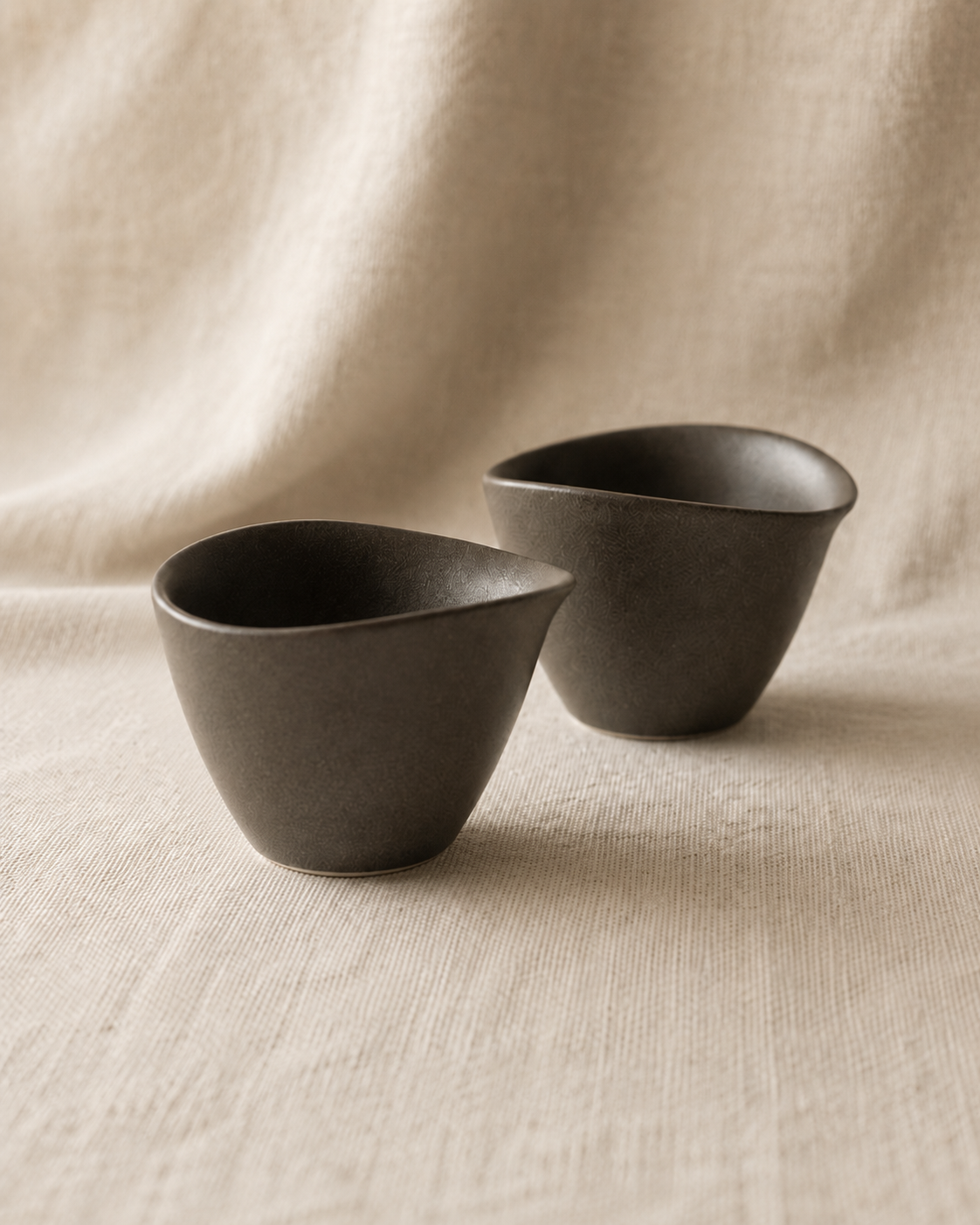 Hin tea cups, set of two