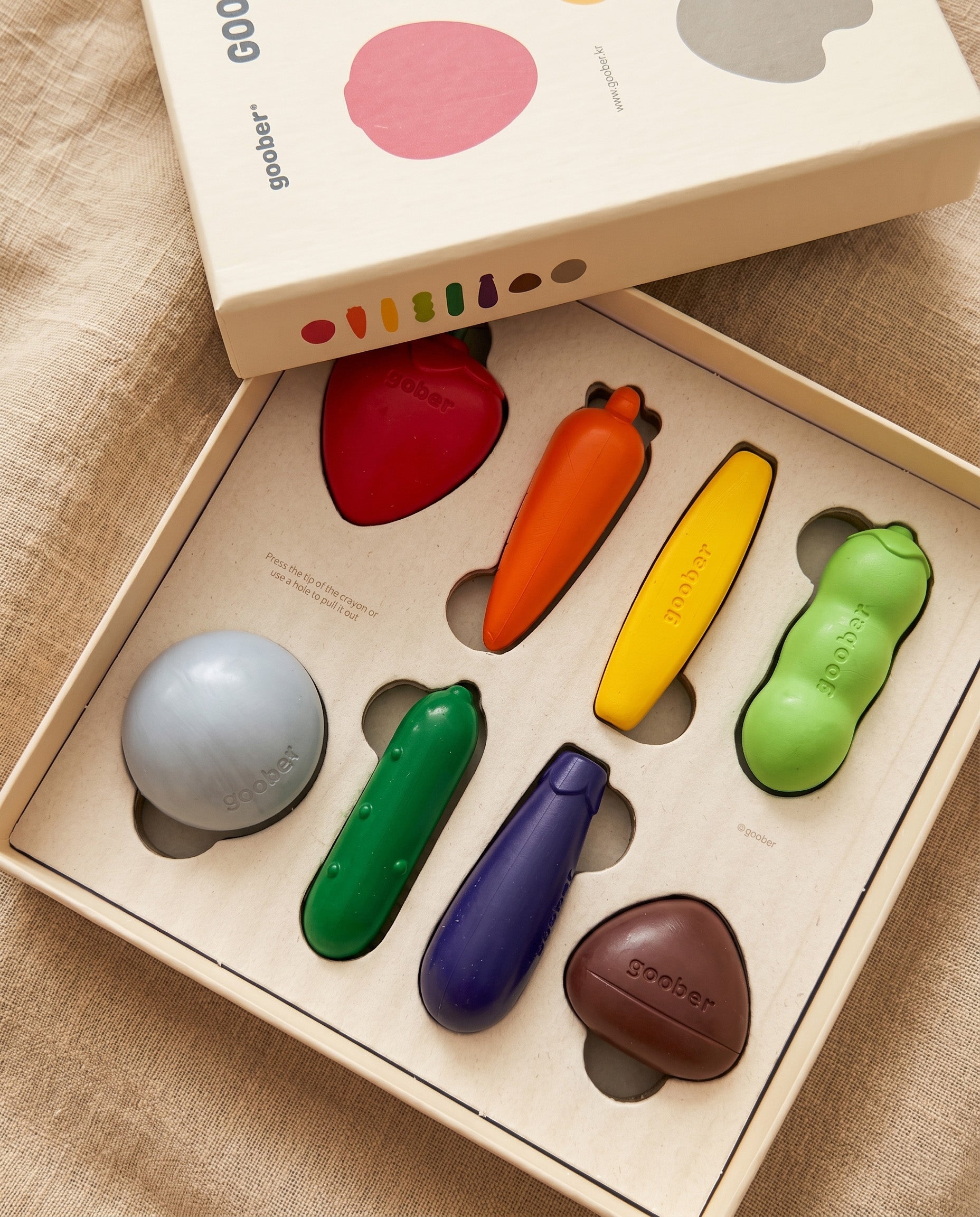 Farm crayon set
