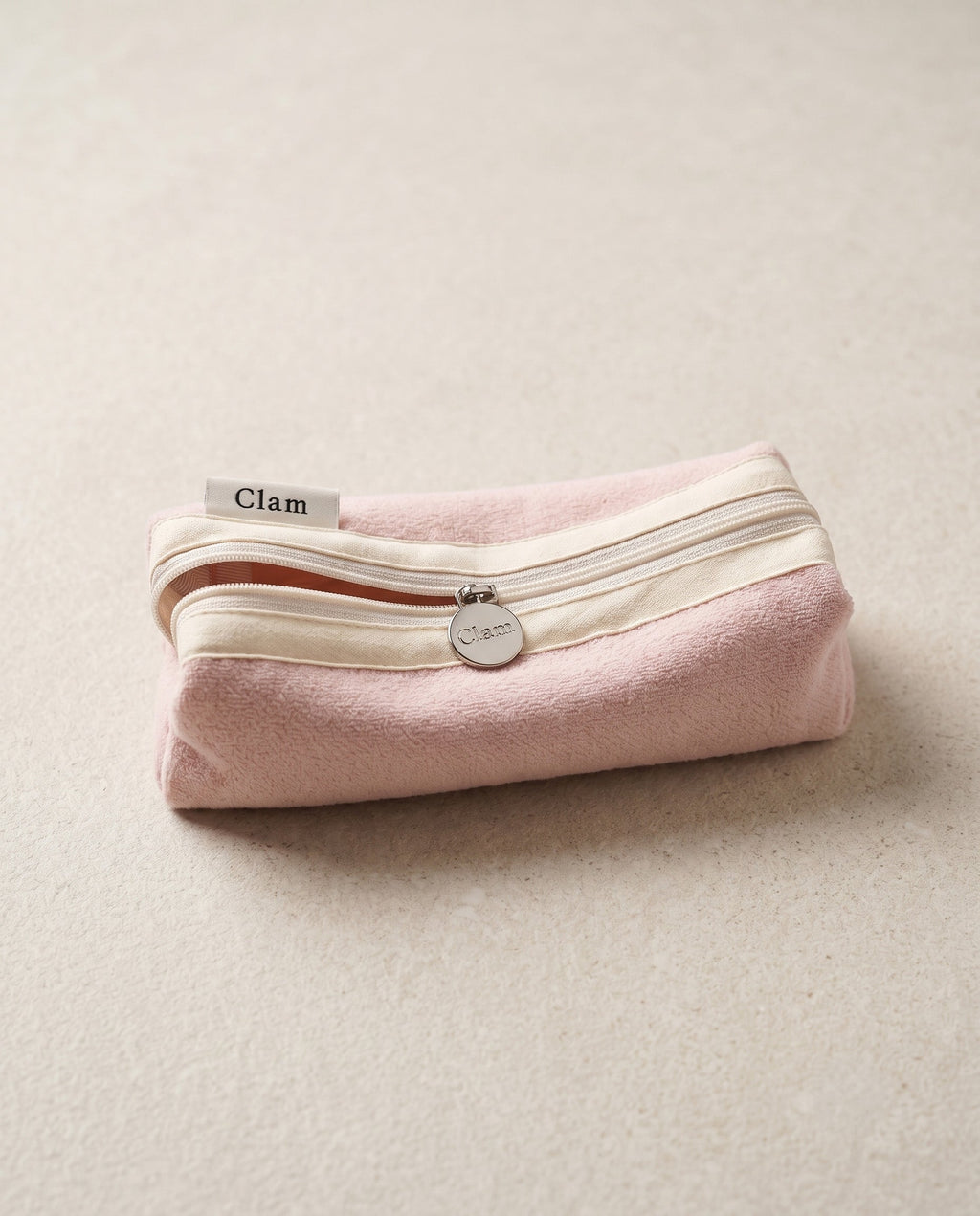 Round pencil case in cream peach