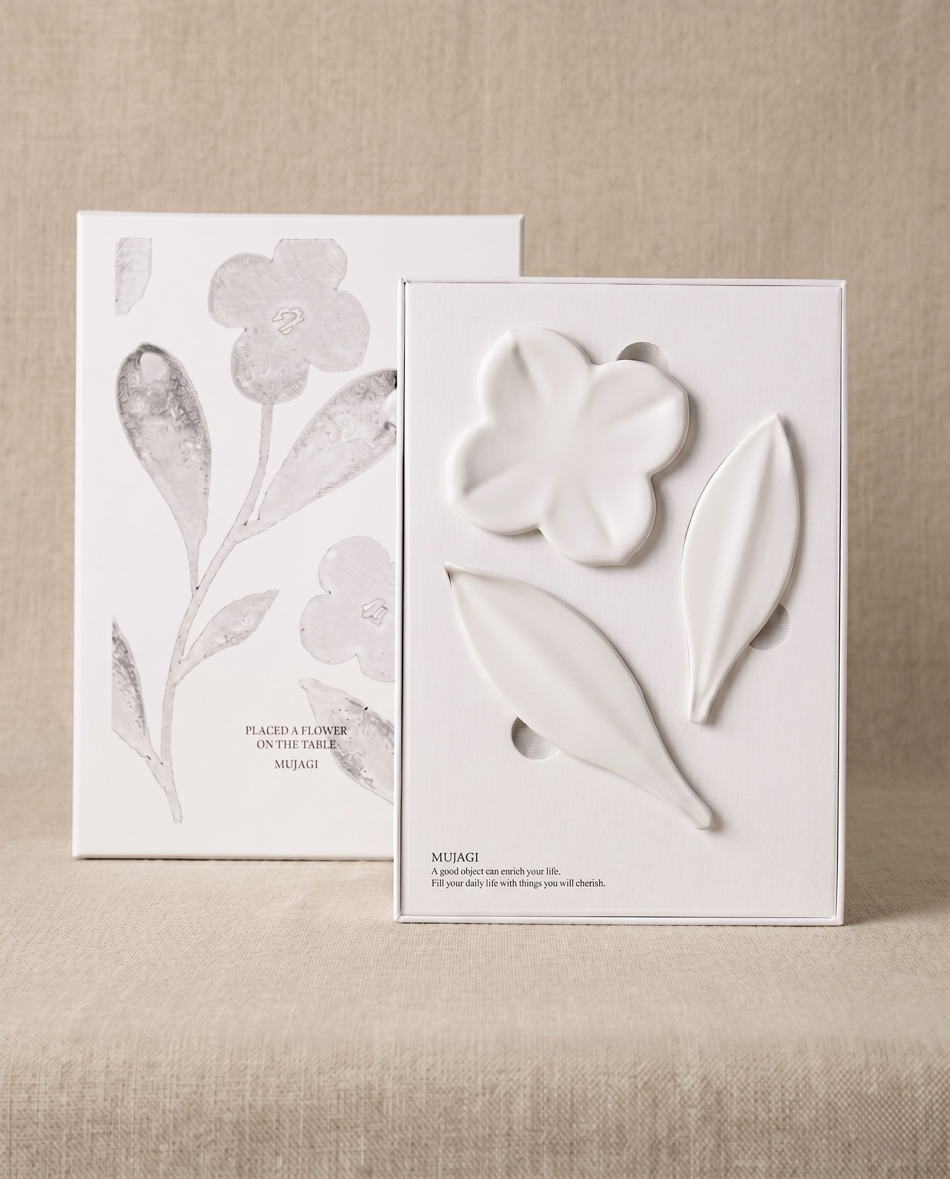 Petal cutlery rest set