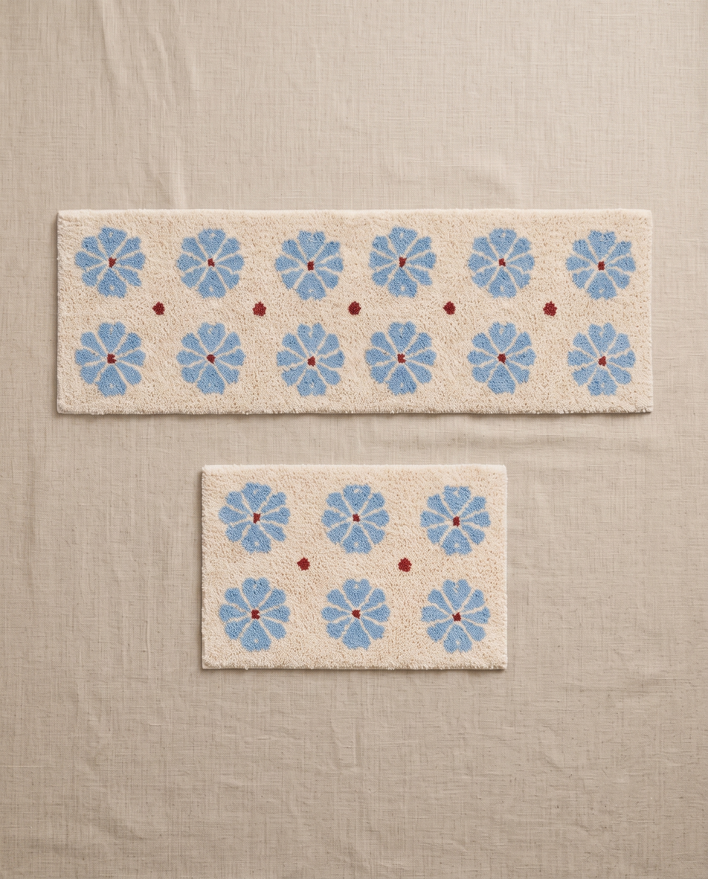 Camellia floor mat in ivory