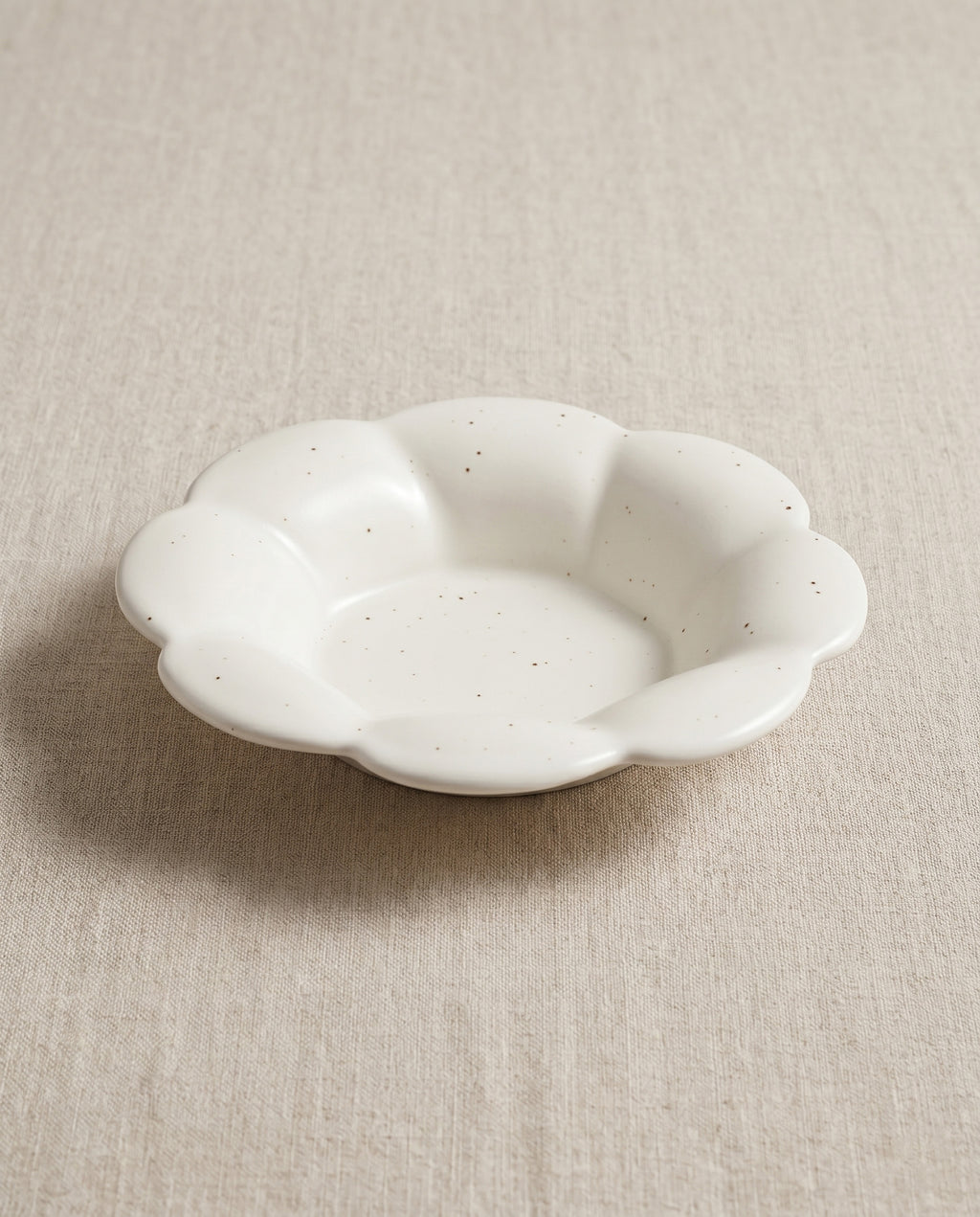 Blooming side dish plate 02