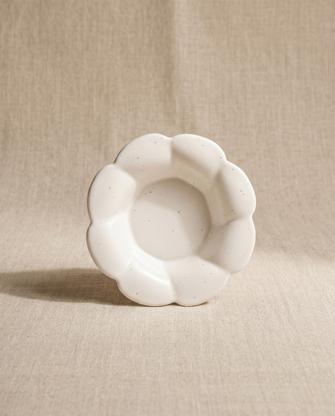 Blooming side dish plate 02