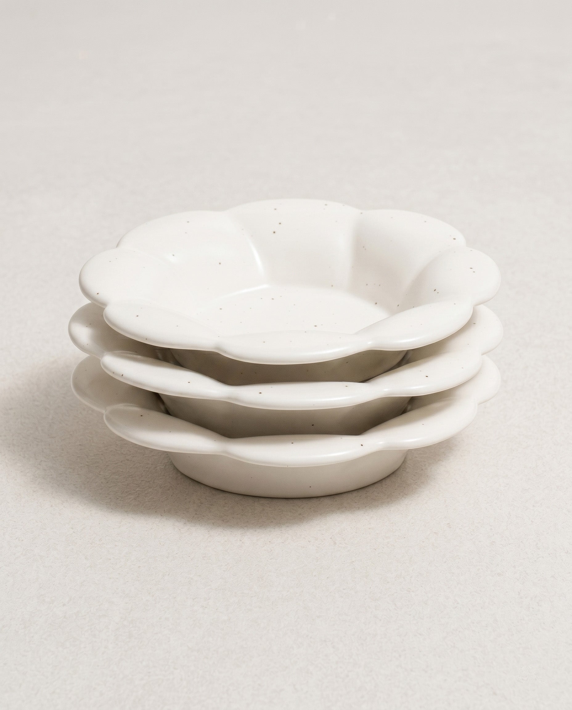Blooming side dish plate 02
