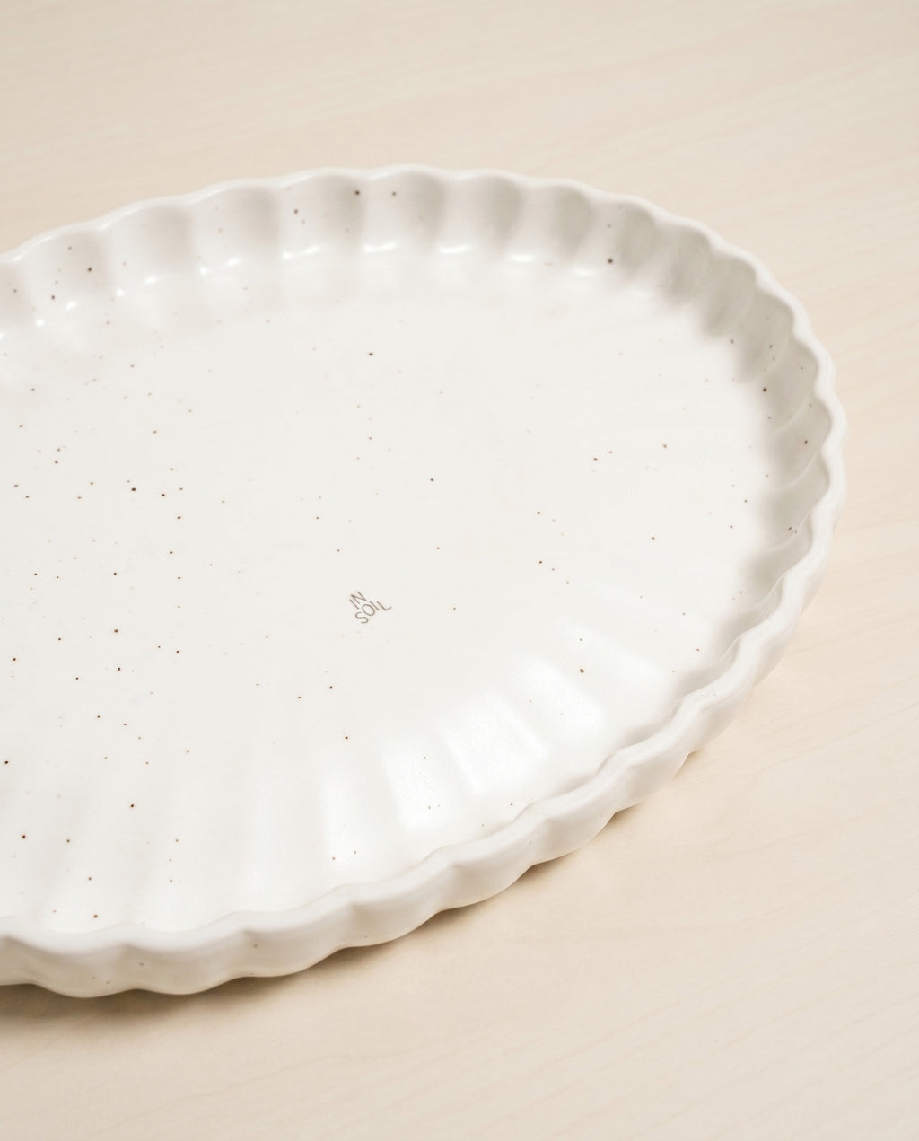 Blooming plates, round and oval
