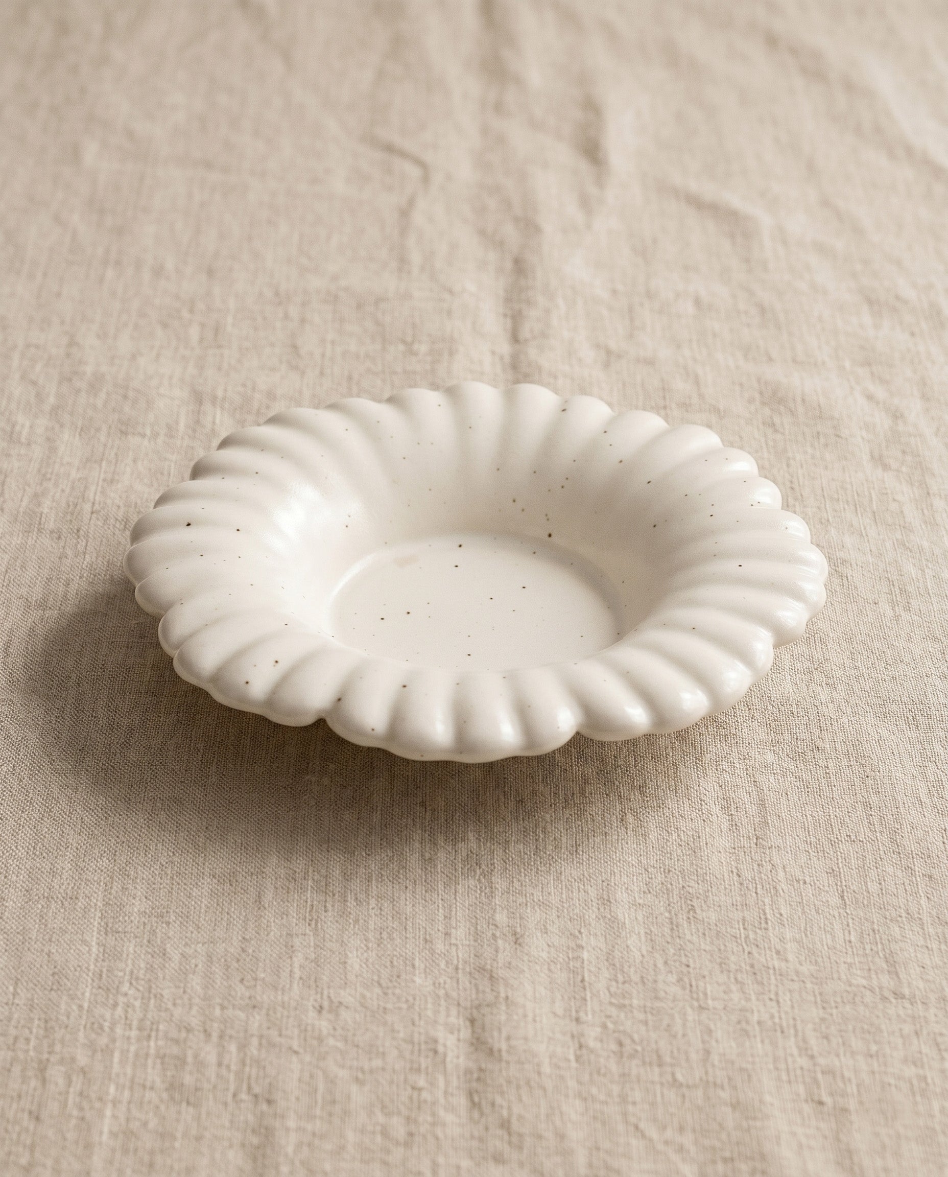 Blooming side dish plate 03
