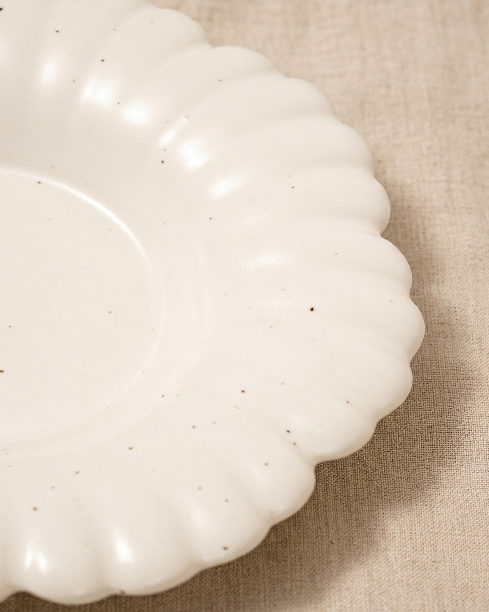 Blooming side dish plate 03