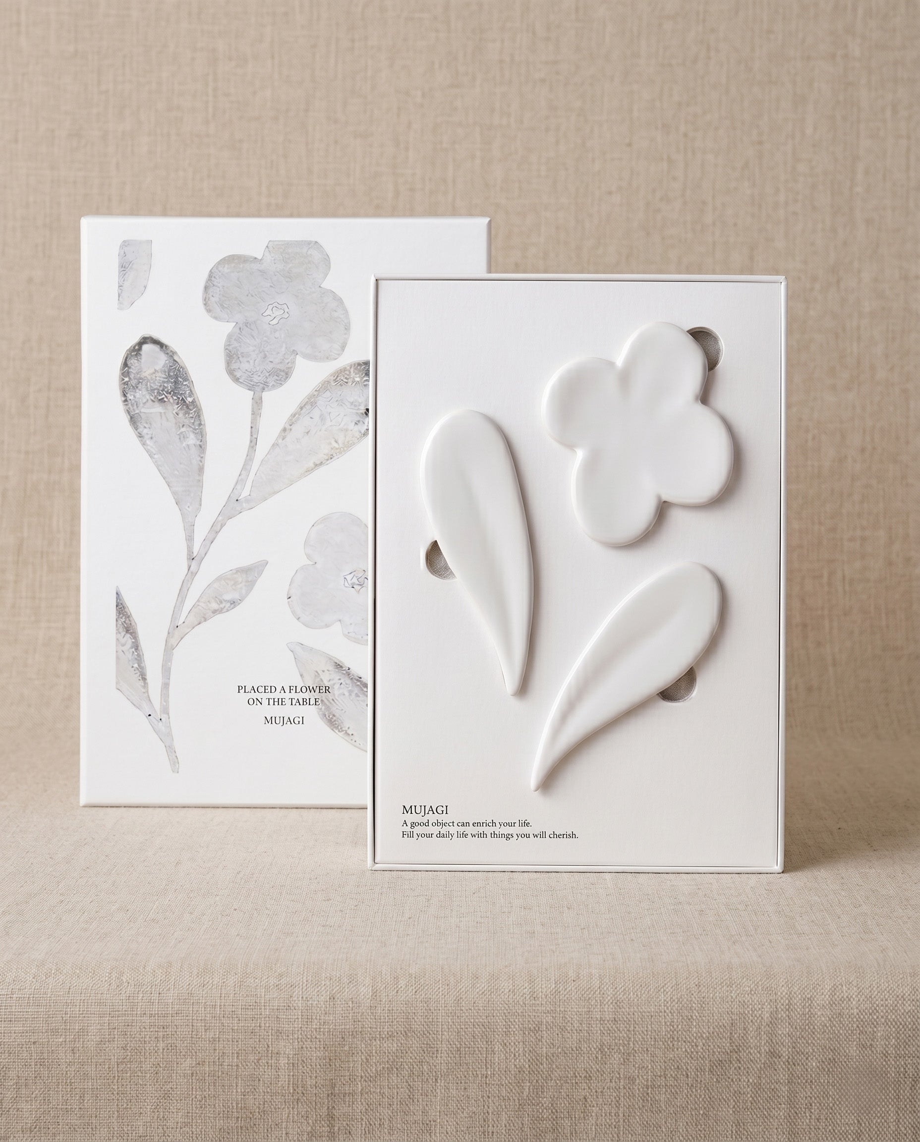 Petal cutlery rest set