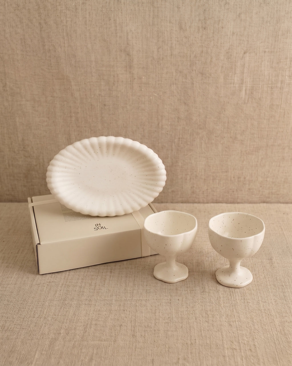 Blooming dessert bowl and plate set