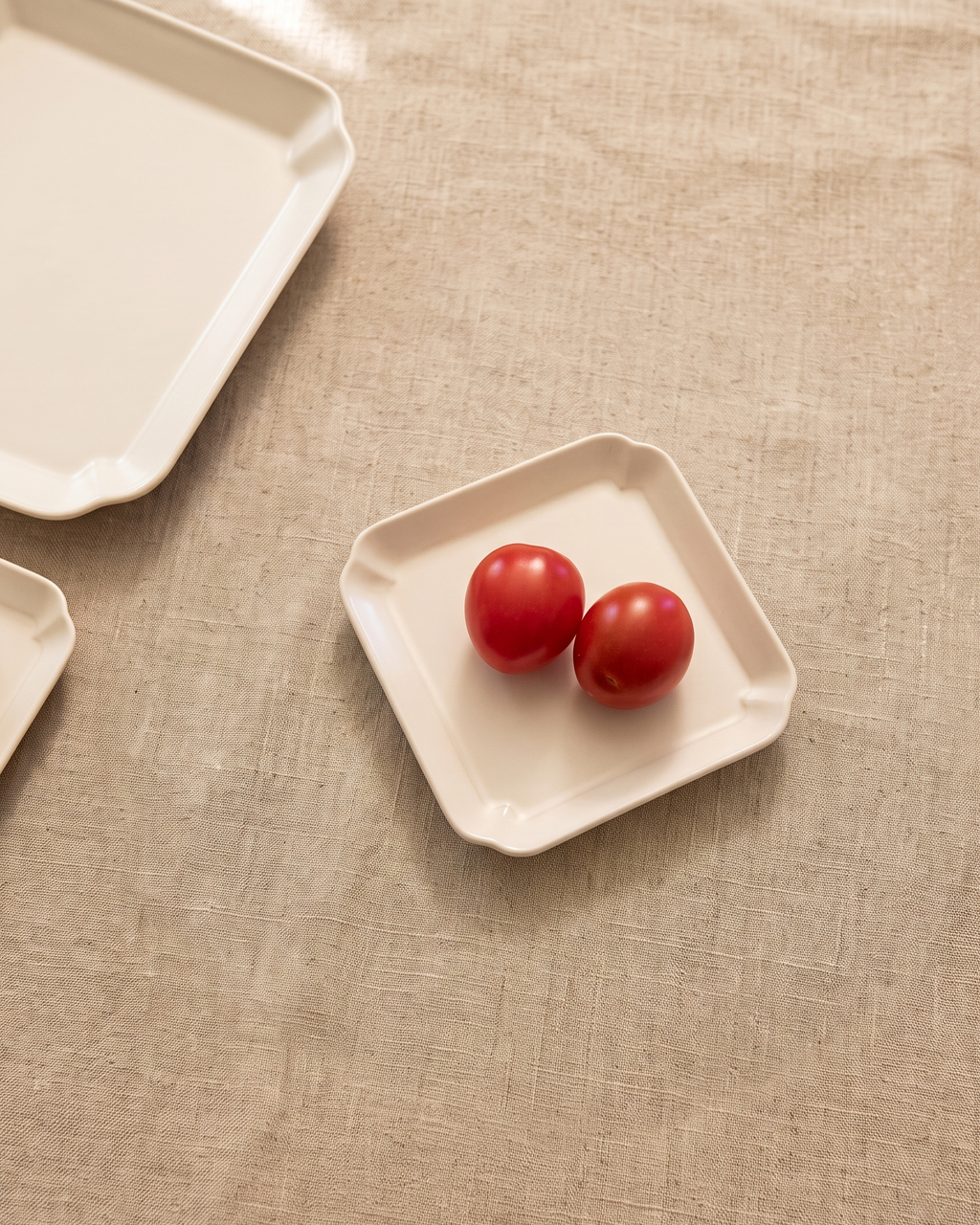 Square plate