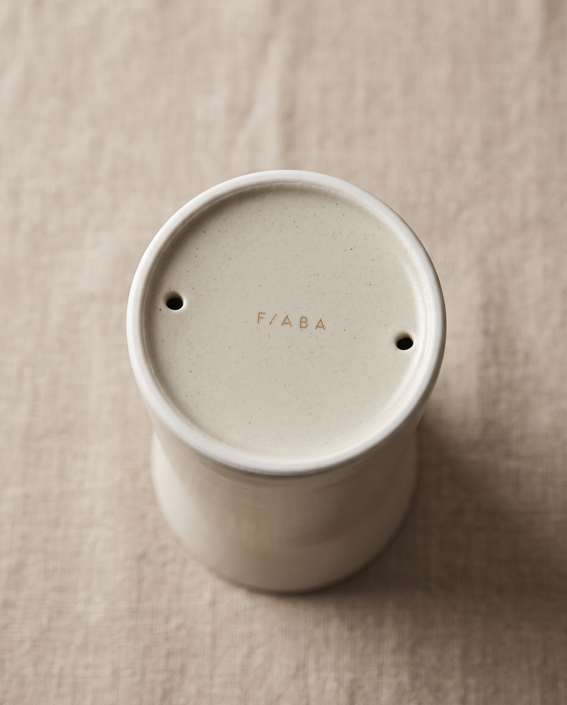 Tito utensil holder, short