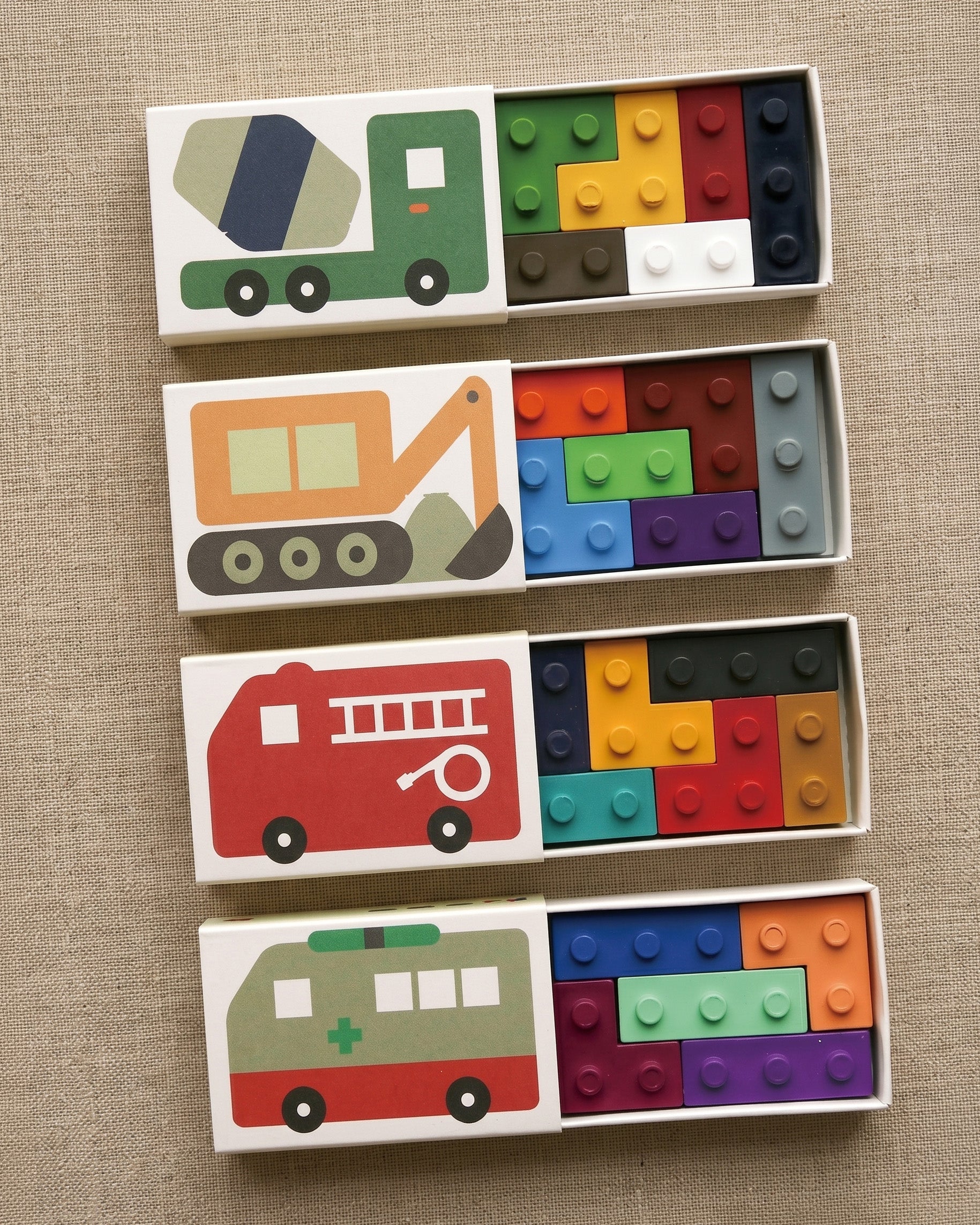 Vehicle crayon set