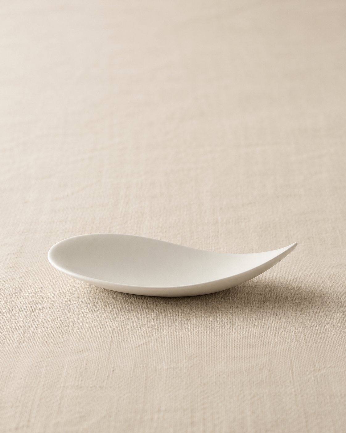 Hin pebble plate