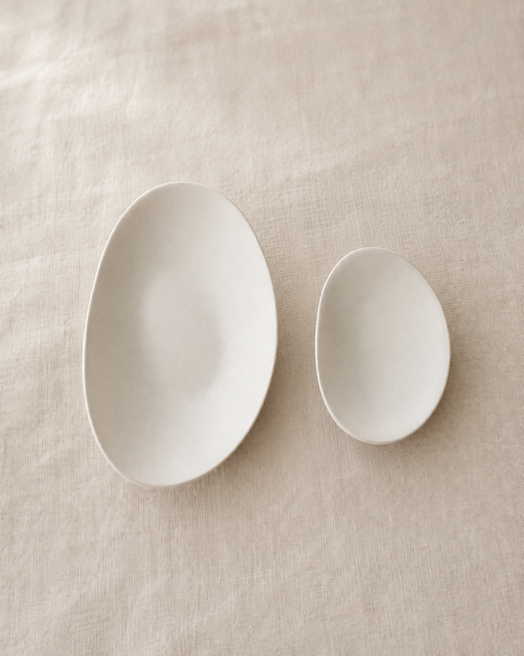 Hin pebble plate
