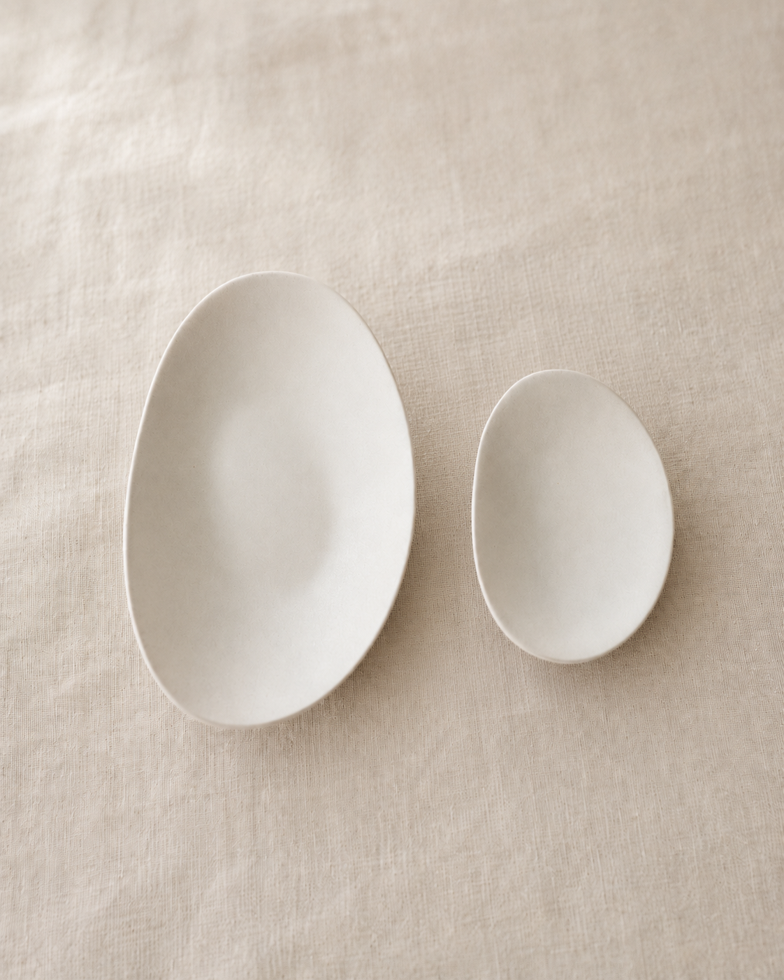 Hin pebble plate
